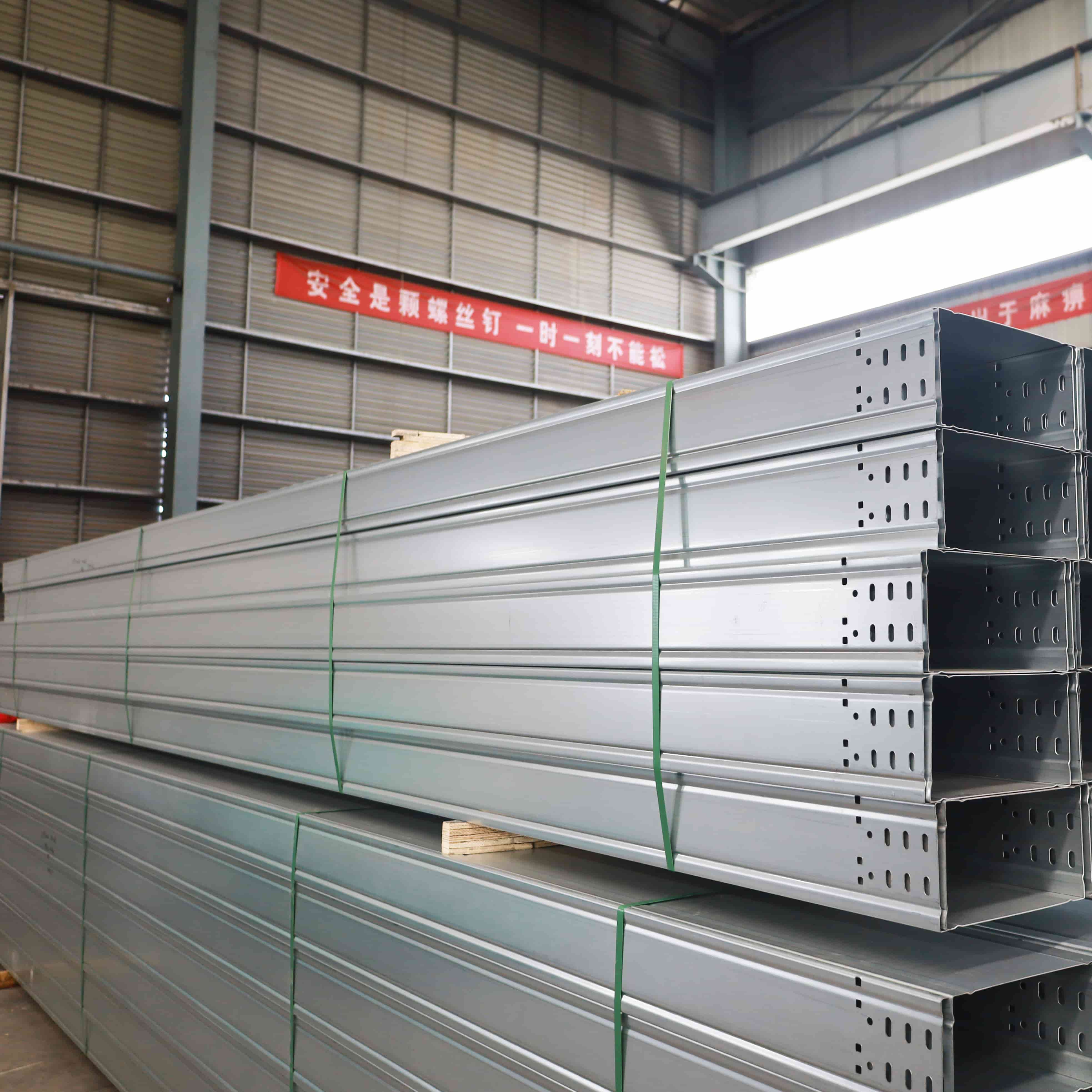 لمبی اسپین کیبل ٹرے