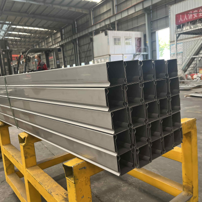 پروکیورمنٹ سیلف لاکنگ کیبل ٹرے۔