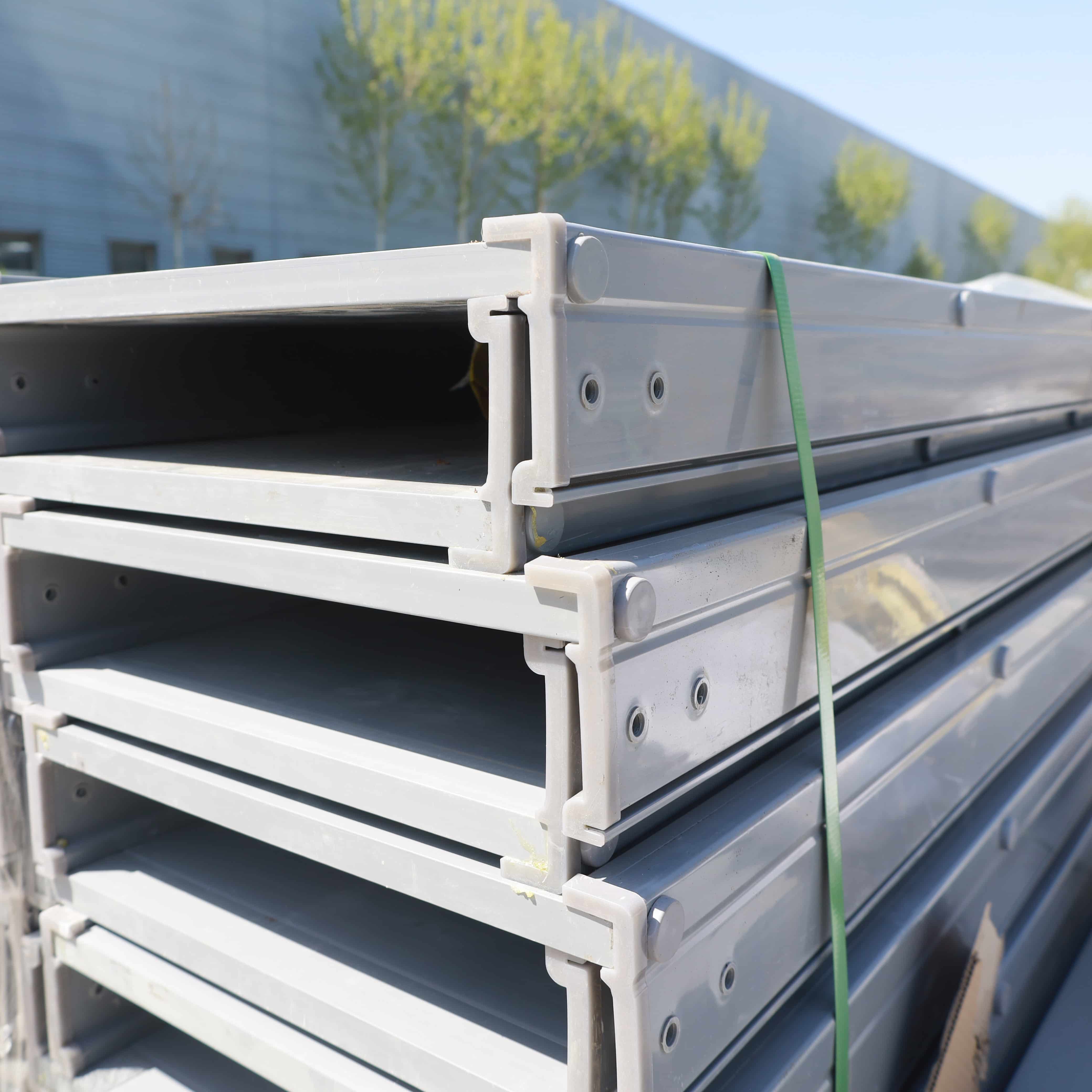 کیبل ٹرے اسپین