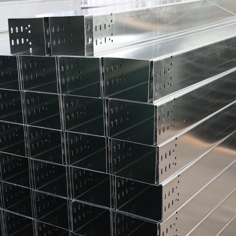 کیبل ٹرے اور کیبل سیڑھی۔